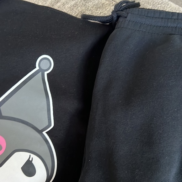 Kuromi Black Sweatshirt Sweatpants Set Sanrio Hello Kitty My Melody Jogger Top M - Picture 9 of 9